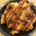 福家 - お持ち帰りにはソース、キャベツ、からしも付いてます。