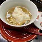 つる由 - 暑い時にもあったまるもの食べたい