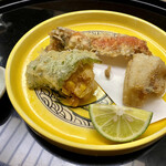 つる由 - 熱々でいつも美味しい