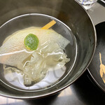 つる由 - 白木耳て、つる由でしか食べてないかも