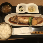 居魚屋 うおはん - 