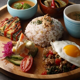 アジアテイ トラントロン 大通店 Asia Tei Trangtron 西8丁目 アジア エスニック料理 その他 ネット予約可 食べログ アジアテイ トラントロン 大通店 Asia Tei Trangtron 西8丁目 アジア エスニック料理 その他 ネット予約可 食べログ
