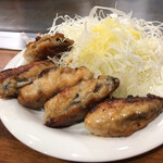 Okonomiyaki Sampachi - 牡蠣のバター焼き