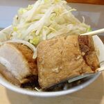 Ramenkagemusha - 豚ましらーめん880円（野菜マシマシ）