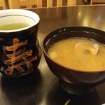 幸寿司 - お椀＆お茶