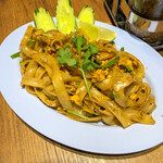 醤油テイストの太麺焼きそば　♪パッシーユ♪