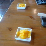 アルバトロス - カツ丼に付いてくる漬物