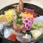 市場亭 - 料理写真:にぎやか丼 1500円税込