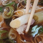 珍達そば - 色んな部位のネギが入っています♪