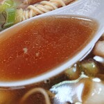 珍達そば - 珍達そばのスープ