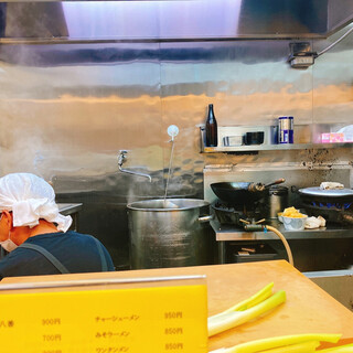 手もみラーメン 十八番_2