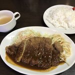 洋食マルヤ - トンカツ定食