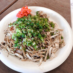 味のサファイヤ - 見た目、焼うどん？
生地が下側です