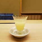 道人 - 和歌山県じゃばらのトニックウォーター割