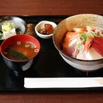 Hamayaki Tarou - 海鮮丼定食