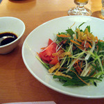 過門香 - 水菜と彩り野菜のサラダ
