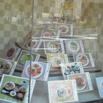 Sakaeya Sarou - 201206 サカエヤ茶楼　店頭ケース.jpg