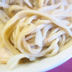 ラーメン二郎 - 麺