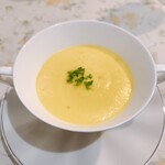 フランス食堂 シェ・モア - カボチャの冷製スープ