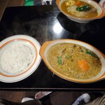 村上カレー店・プルプル - 