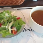 ワインばる Brochette - ランチ　サラダとオニオンスープ