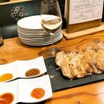 スタンドシャン食 Osaka北新地 Champagne & GYOZA BAR - 