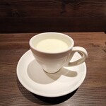 創作イタリアン Gemelli - えんどう豆の冷製ポタージュ