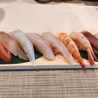 くずし寿司割烹 海月 - 海月16貫盛ランチ