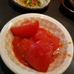 立ち飲み 海 - トマトキムチ　