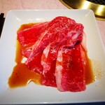 焼肉 徳寿 - 和牛炙りカルビ