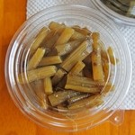 銀山茶屋 - フキ煮物です（6/27UP）
