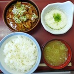 Famiri Shokudou Yamada Udon - 赤パンチ定食