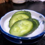 ほろよい - おにぎりに付いているお新香