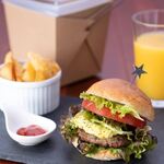 たか森カフェ - 大人の贅沢ジビエバーガー