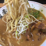 徳島ラーメン奥屋 - 味噌ラーメン太麺で