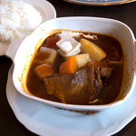 レストラン美咲亭 - 「ハーフ＆ハーフ」（1,550円）。メインの一つ「牛タンシチュー」。本格的！