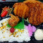 からあげの大だか屋 - 雁道コラボ弁当、全部盛(税込700円)