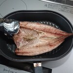 魚たつ - 料理写真:アジの開き