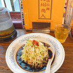 中国ラーメン揚州商人 - 冷し黒酢麺、960円。