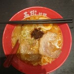 えび豚骨拉麺 春樹 - えび豚骨味噌拉麺