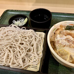 Uchisoba - かつ丼セット710円