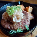 Raku shou - 大根おろしたっぷりのチキンハンバーグでした。