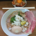 王者-23 - 秋刀魚(玉ねぎ)トッピングと、スタミナ丼