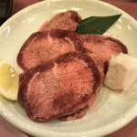 味噌とんちゃん屋 堀田ホルモン - タン塩