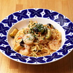 GOOD MORNING CAFE - エビと揚げ茄子のトマトクリームソーススパゲティ