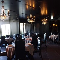 SUD restaurant - グランドフロア