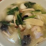 中華彩園 - 海鮮たん麺（上から）（2020.8）