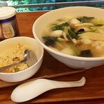 中華彩園 - 海鮮たん麺とミニ炒飯のセット（2020.8）