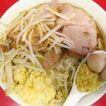 ラーメン二郎 - ラーメン小＋ニンニク多め＋ショウガ半分