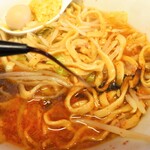 ラーメン二郎 - 赤酢投入～♪